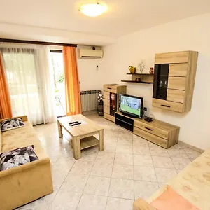 Carolina 4 Seasons Porec